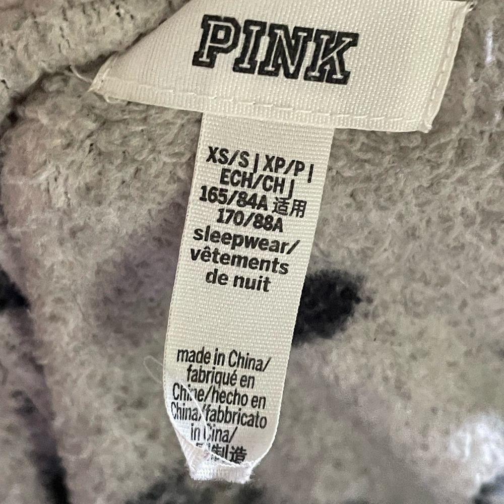 PINK Victoria's Secret Gray  Robe woman's XS - Picture 2 of 2